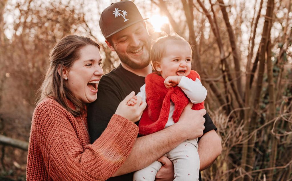 Baby und Familienfotos Outdoorshooting Winterfotos, Familienshooting von Jung und Wild design